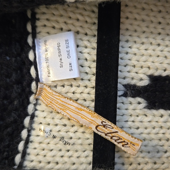 Womens Acrylic Star Vest by Elan - Picture 3 of 3